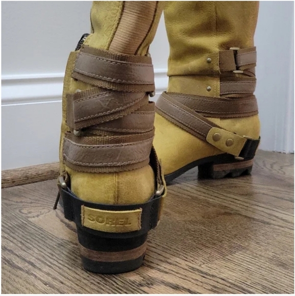 Sorel Ladies Riding Boots in Yellow - Picture 3 of 11